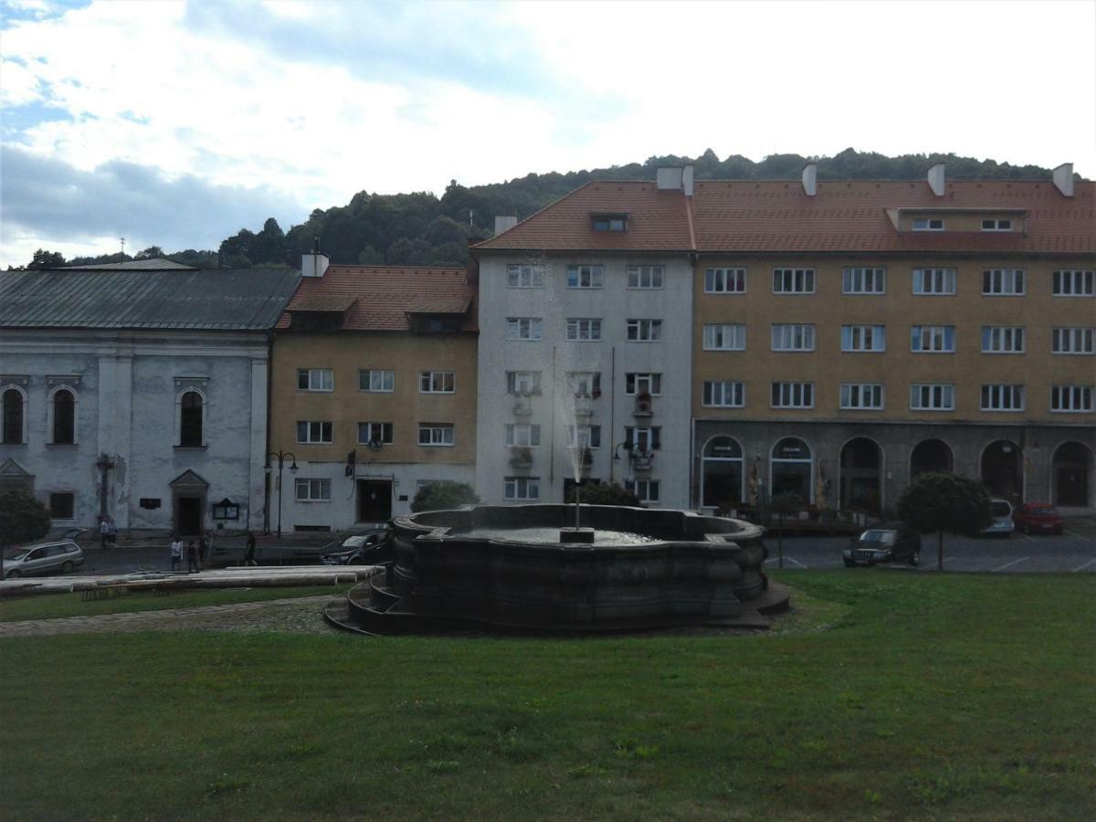Apartman S Vyhladom Leilighet Kremnica Eksteriør bilde