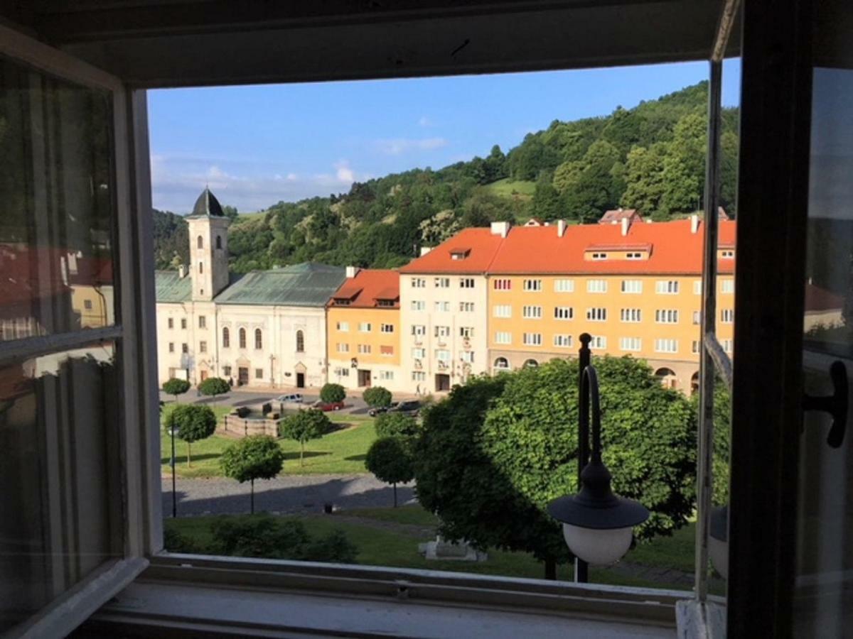 Apartman S Vyhladom Leilighet Kremnica Eksteriør bilde
