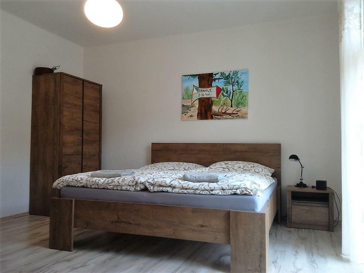Apartman S Vyhladom Leilighet Kremnica Eksteriør bilde